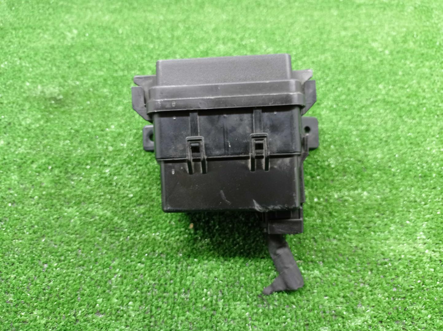 Блок предохранителей