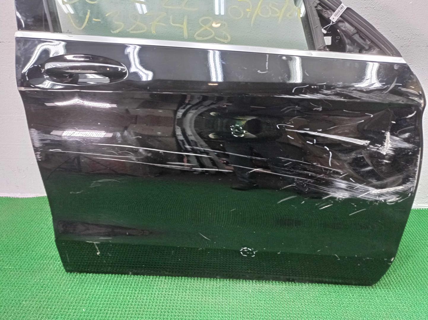 Дверь передняя правая