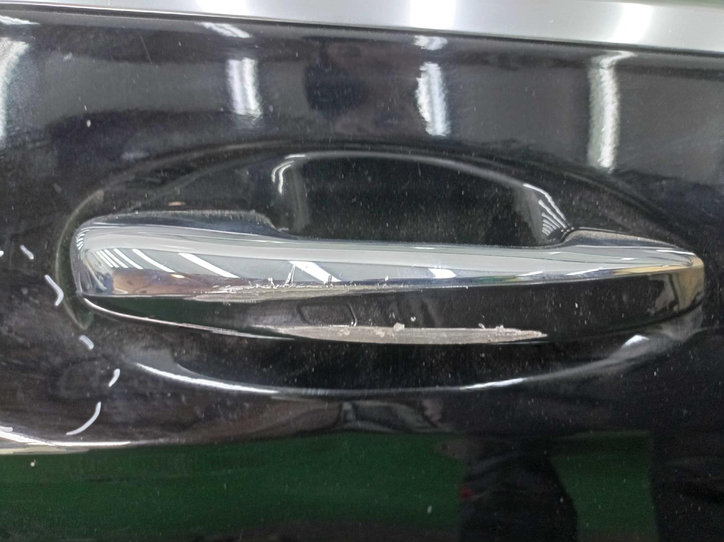 Дверь передняя правая