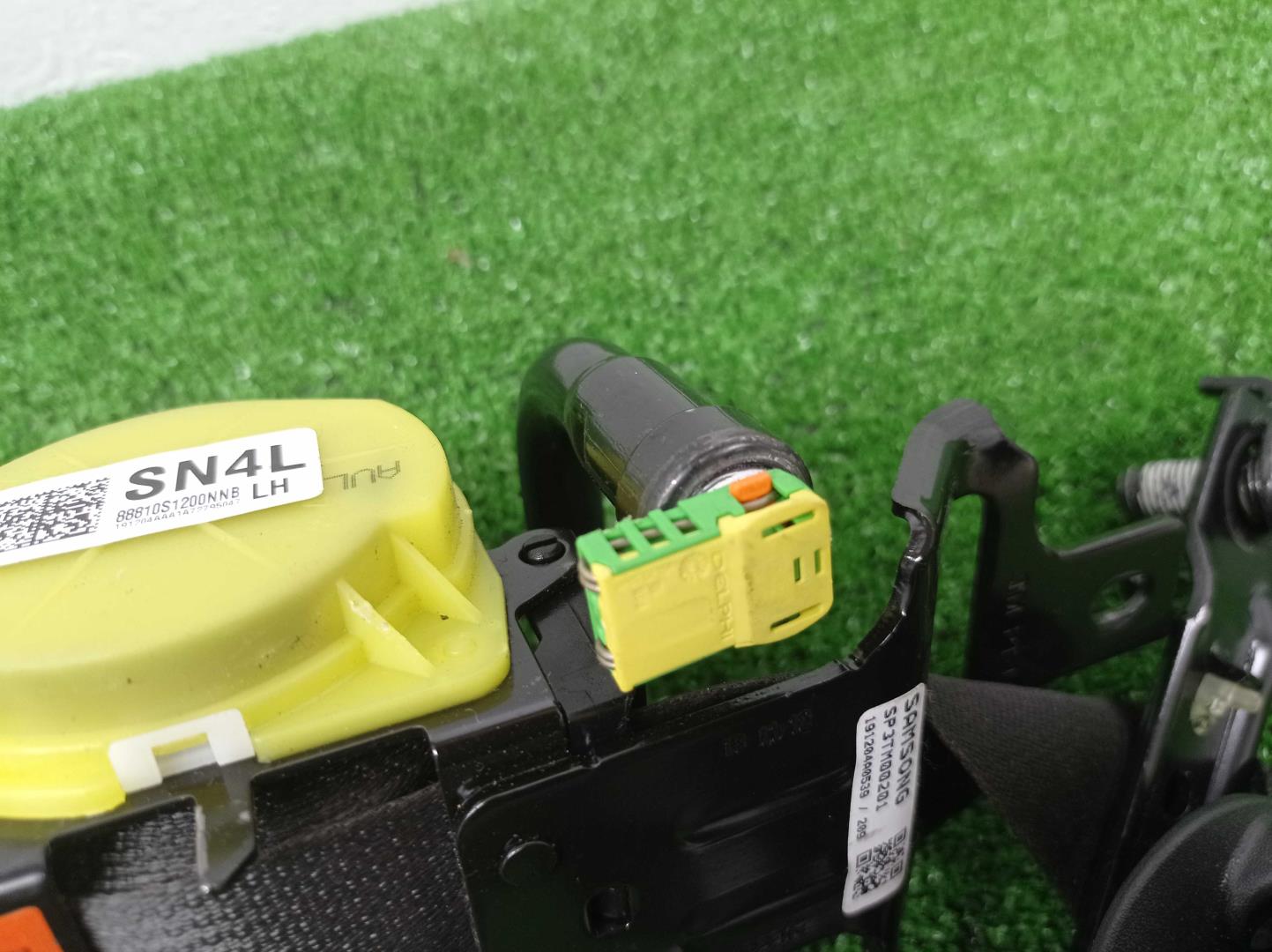 Ремень безопасности