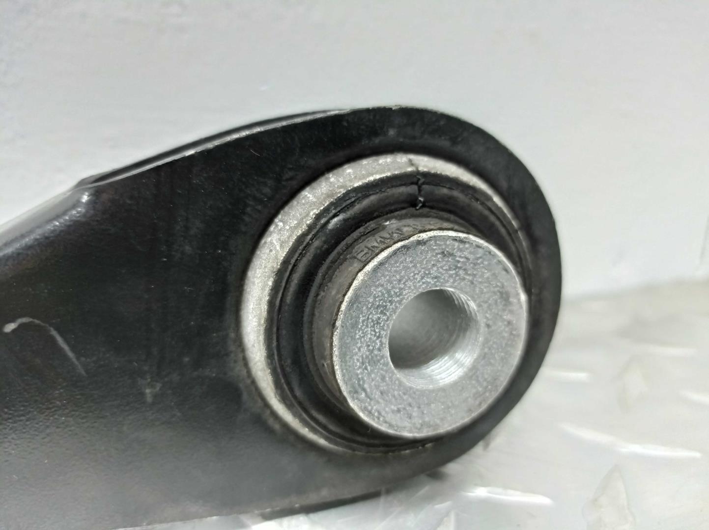 Рычаг задний левый