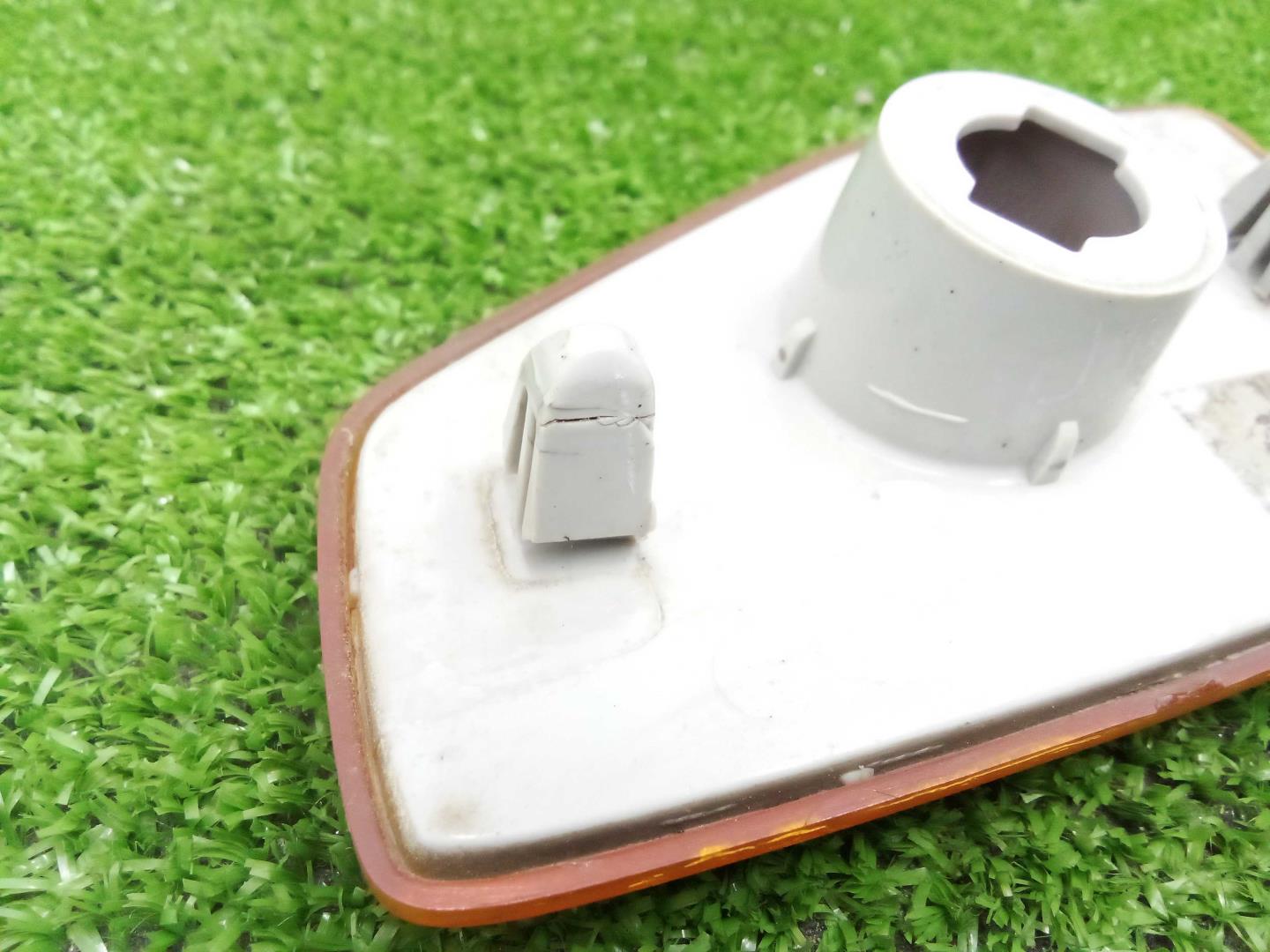 Указатель поворота левый