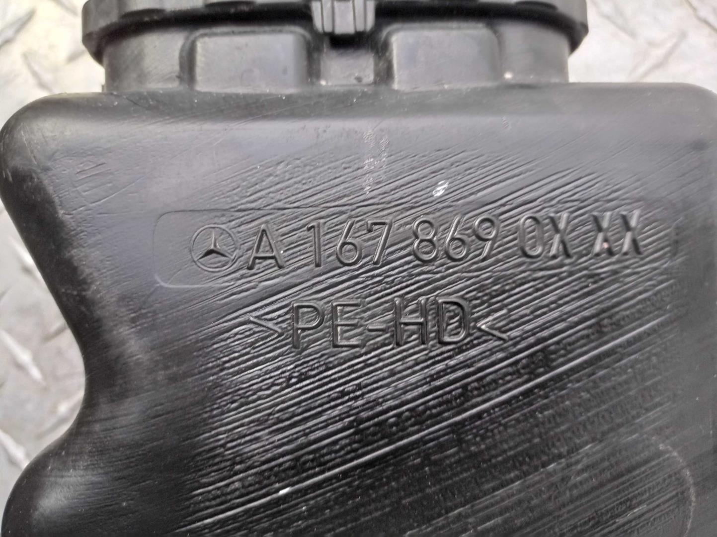 Бачок омывателя лобового стекла