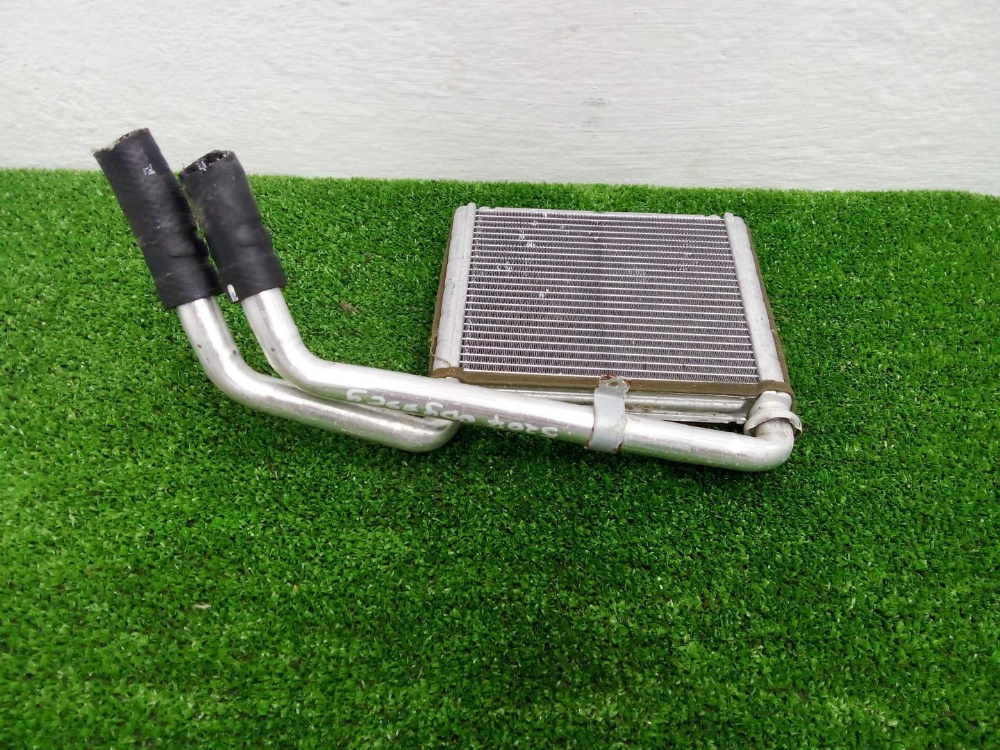 Радиатор отопителя