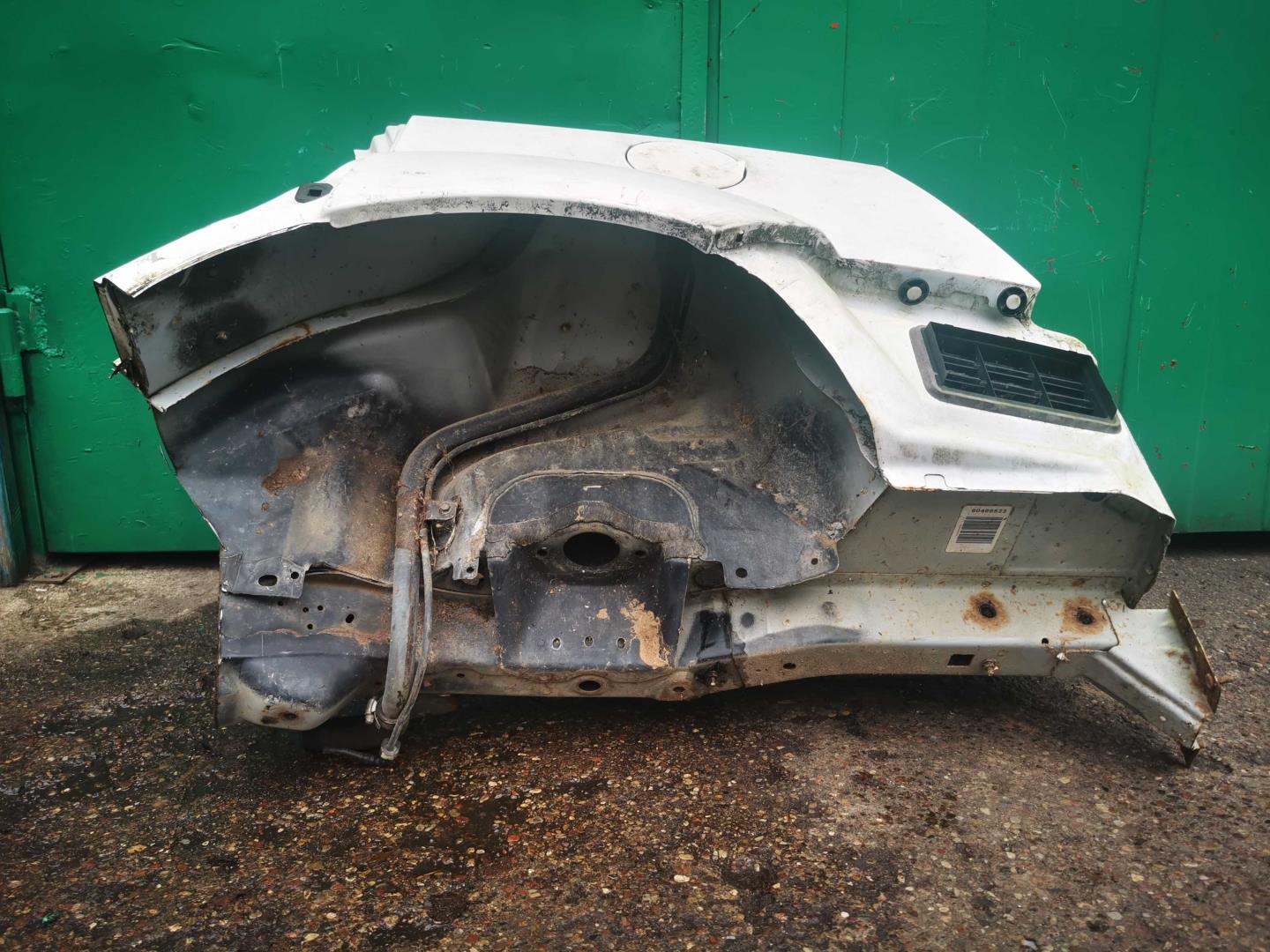 Крыло заднее левое