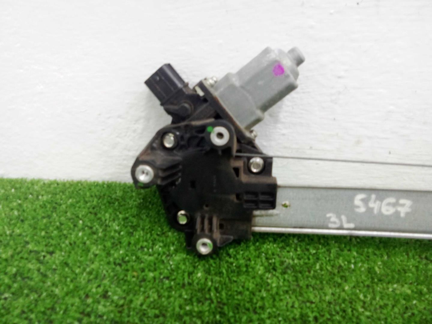 Стеклоподъемник электр. задний левый