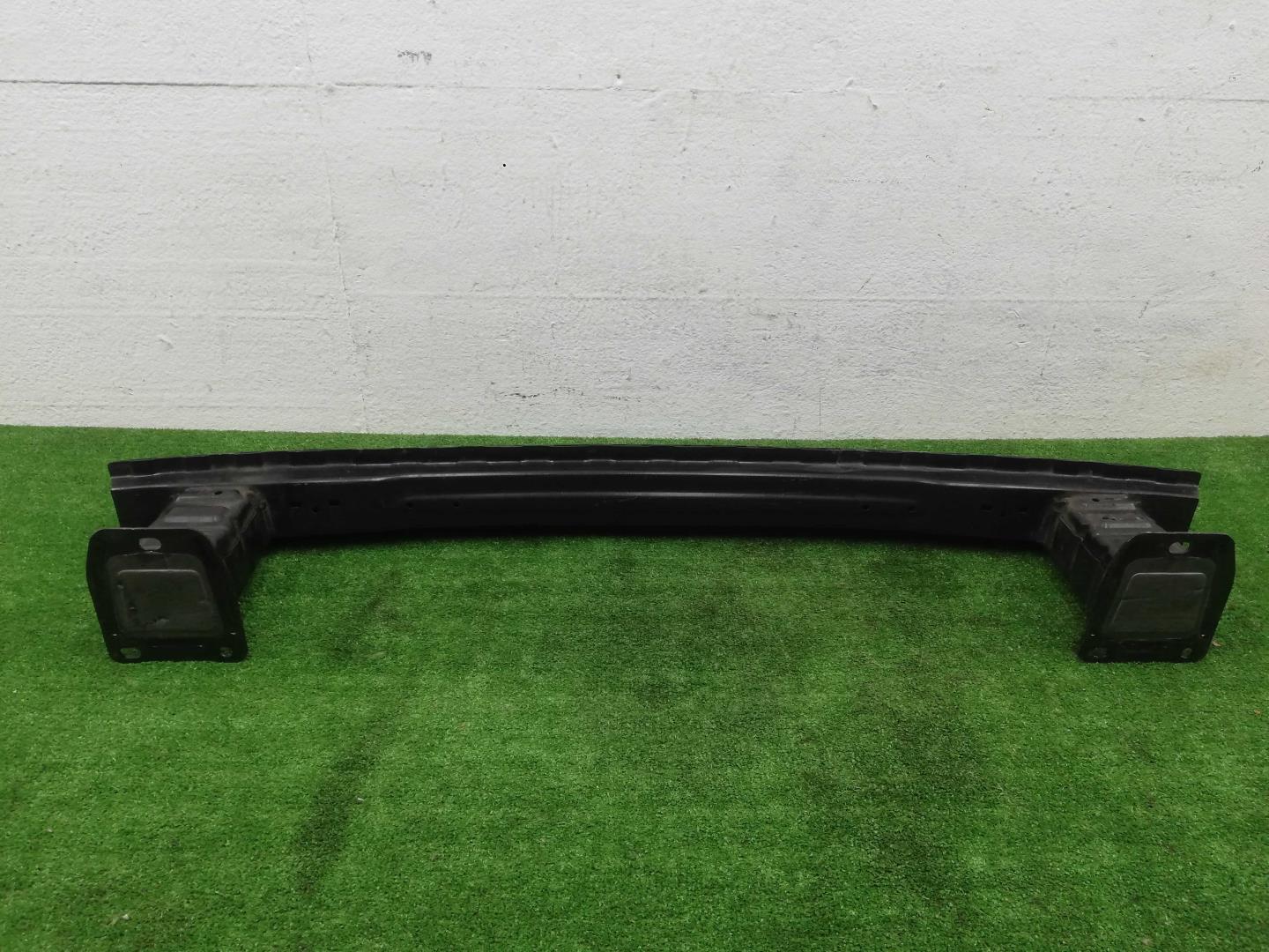 Усилитель заднего бампера