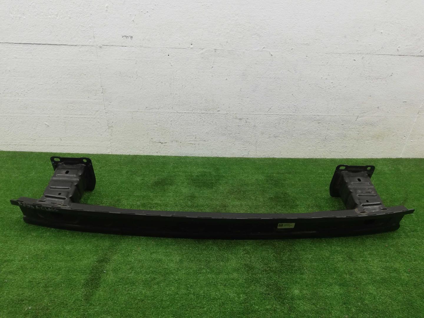 Усилитель заднего бампера