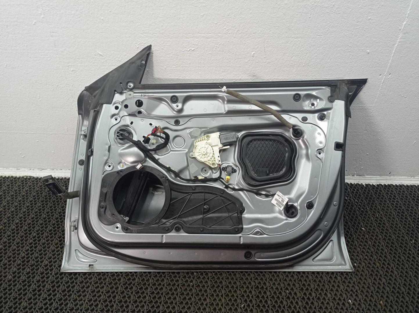 Ограничитель двери