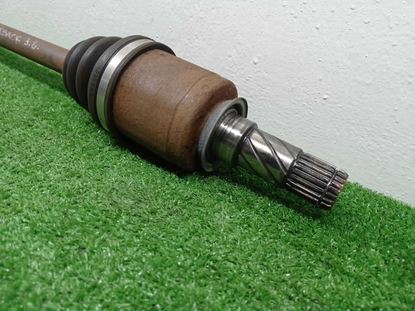 Полуось задняя левая