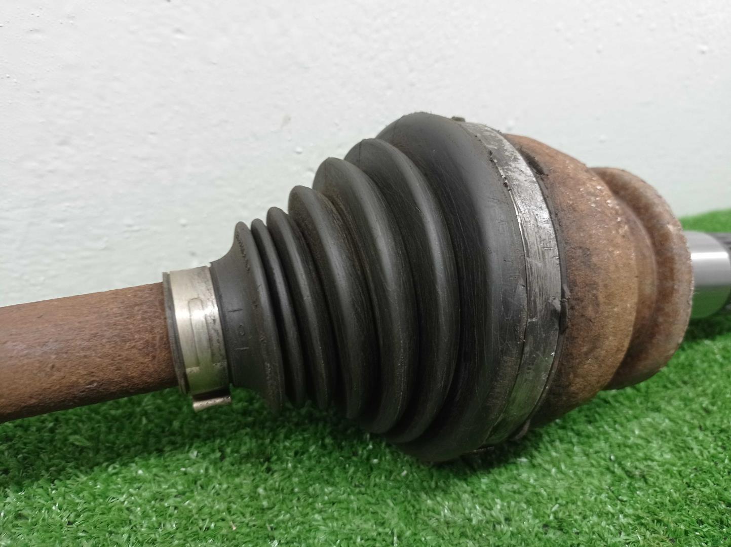 Полуось задняя левая