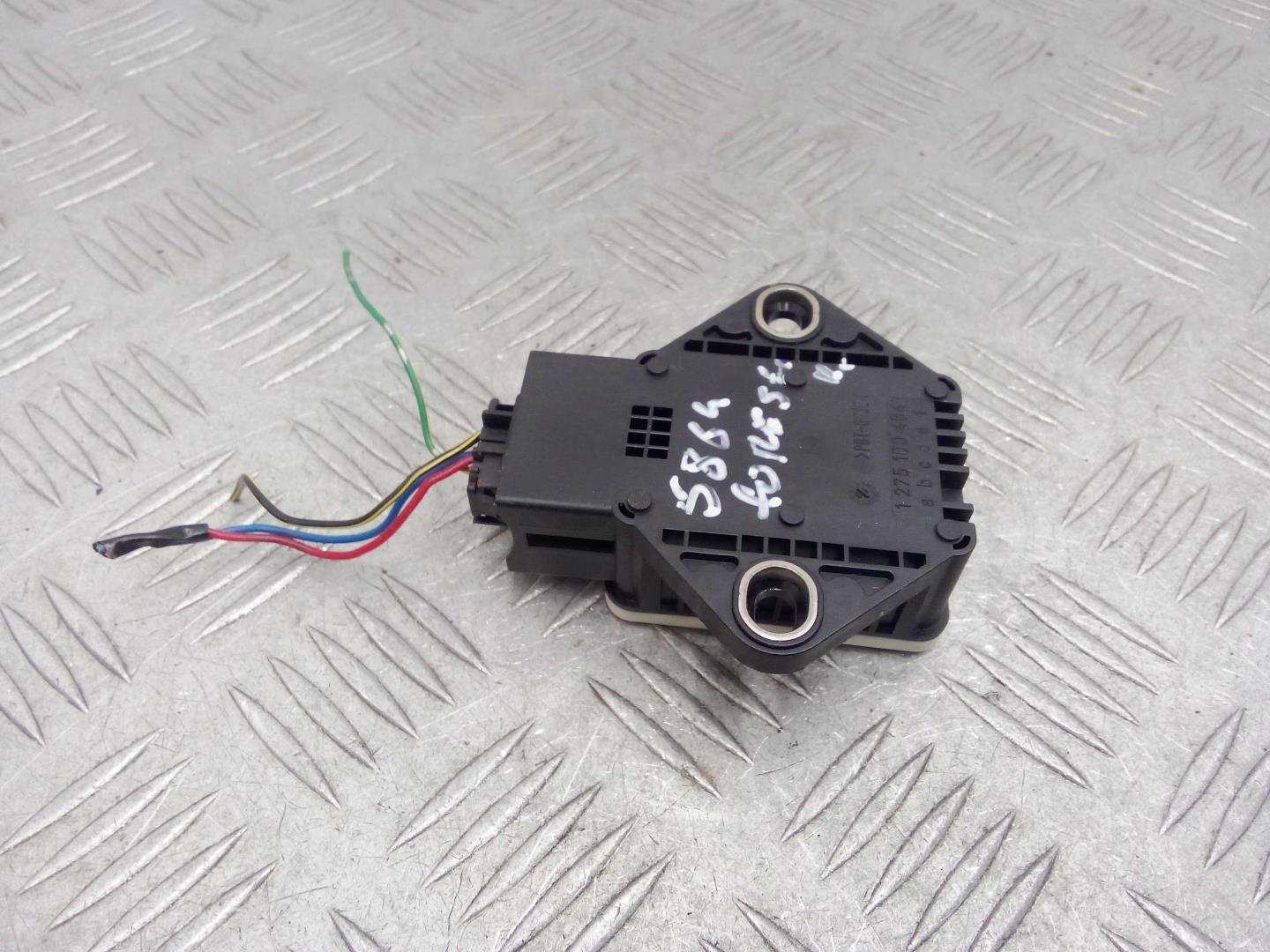 Датчик ускорения