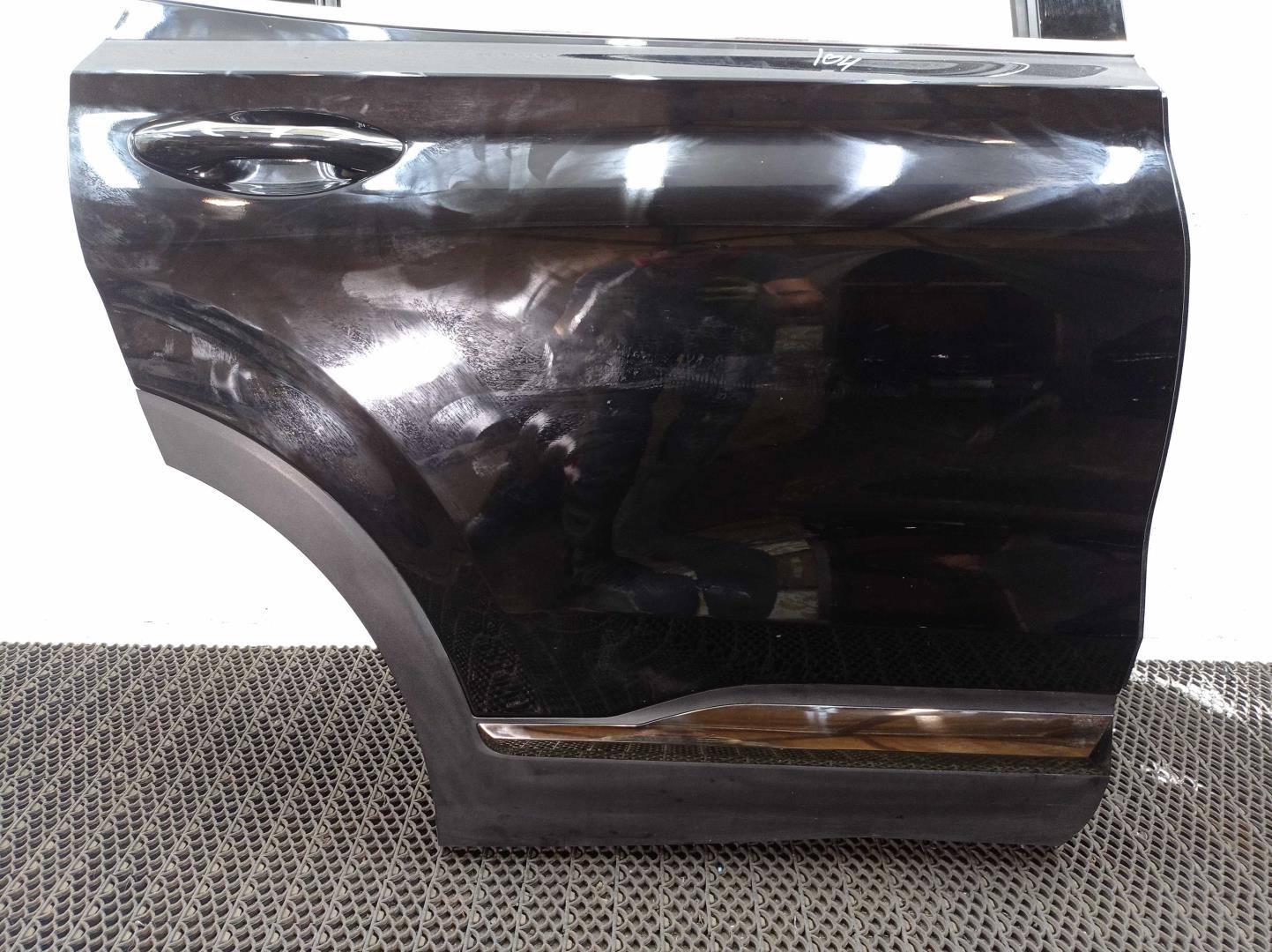 Стеклоподъемник электр. задний правый