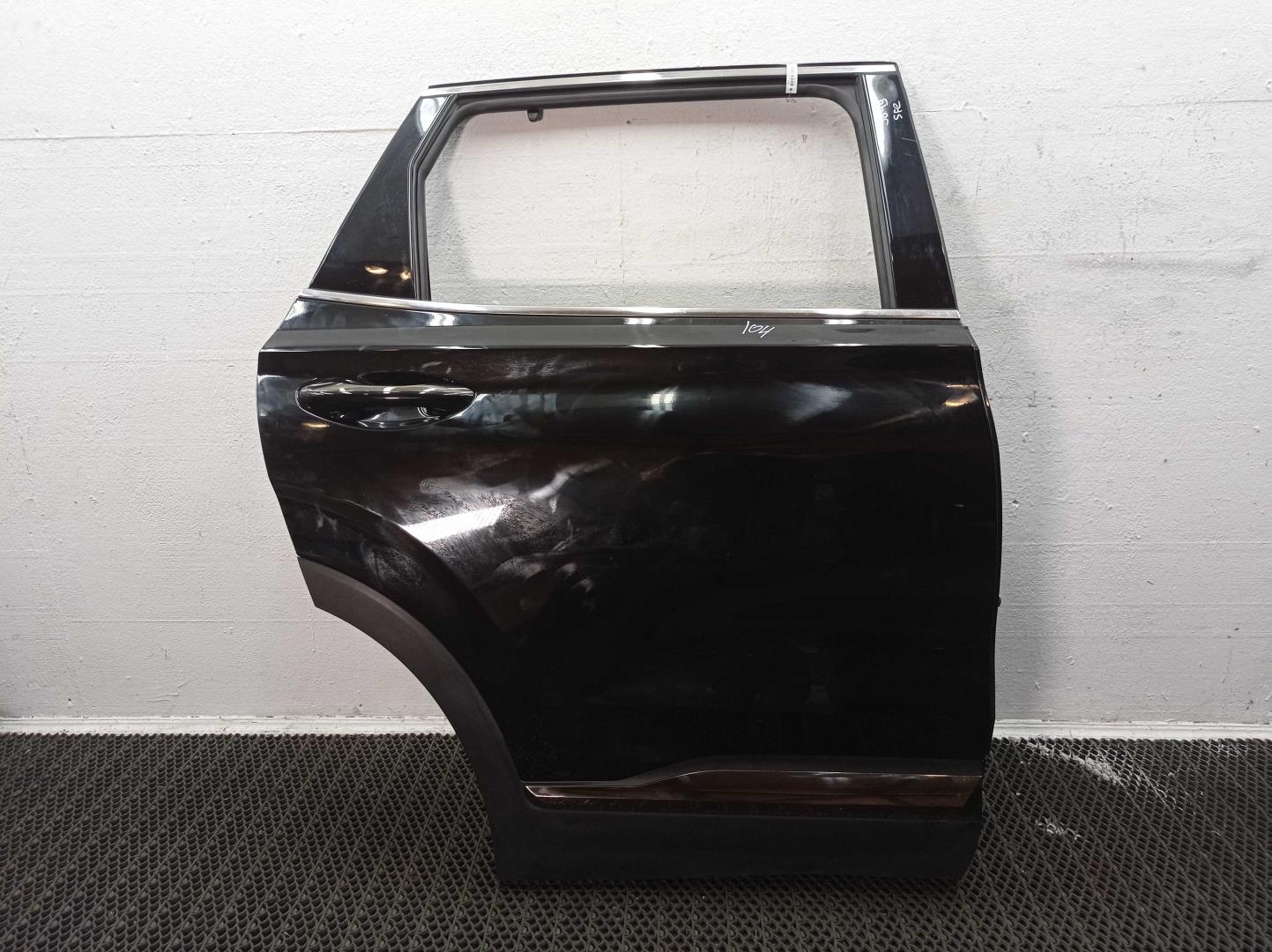 Замок двери задней правой