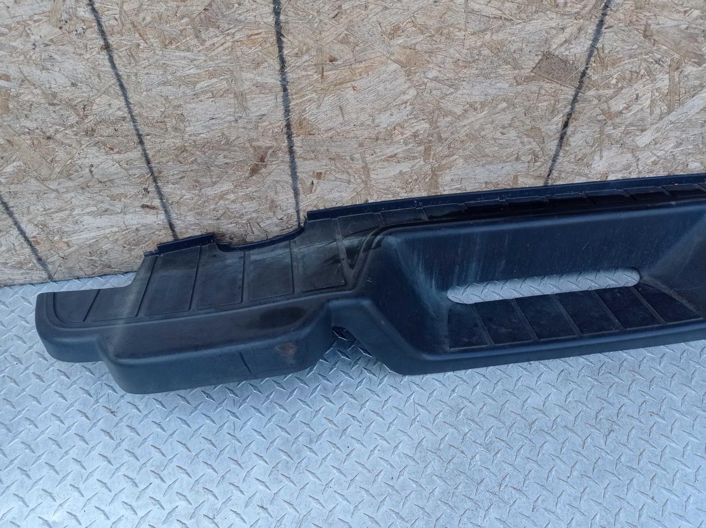 Накладка заднего бампера