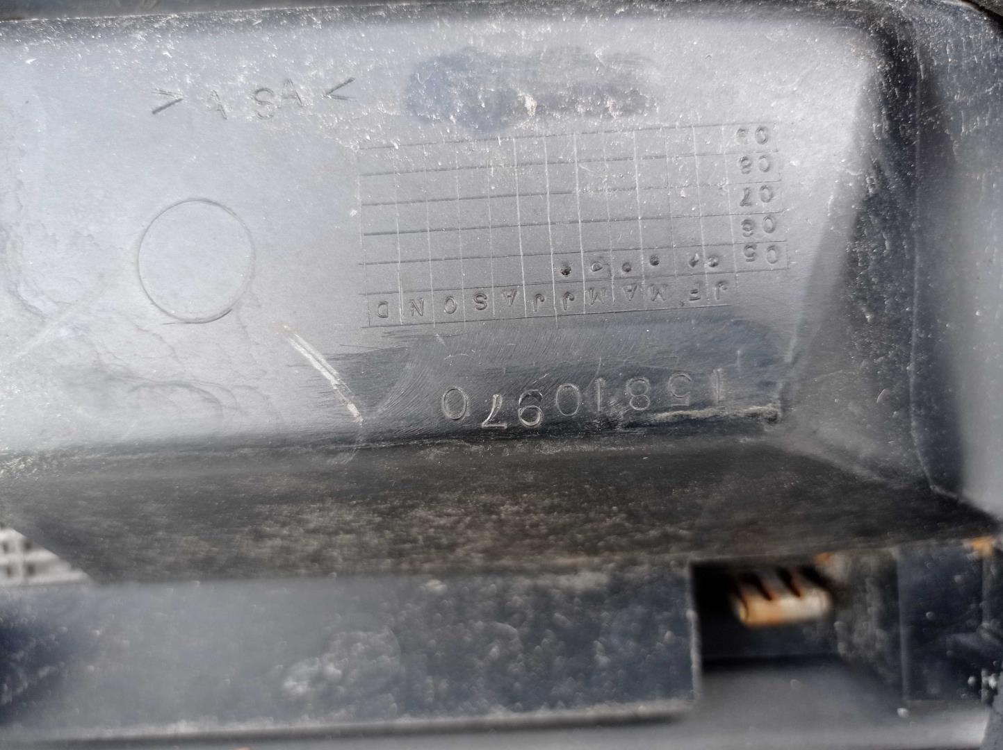 Решетка стеклоочистителей (Жабо)