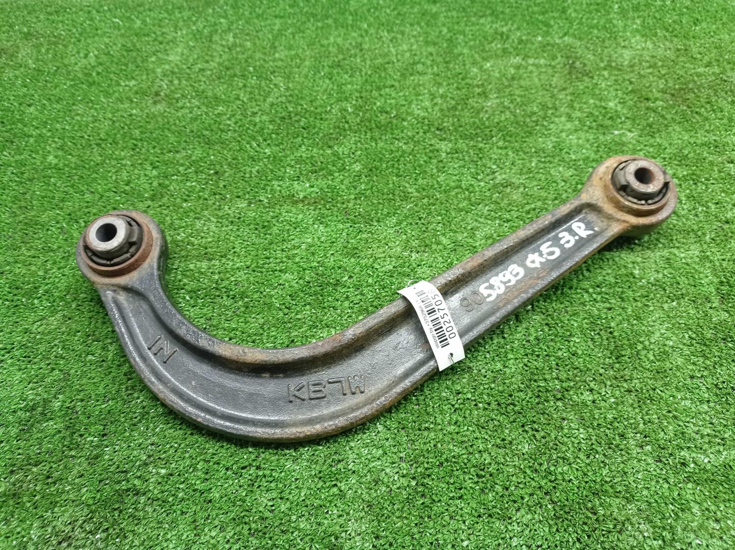 Рычаг задний правый