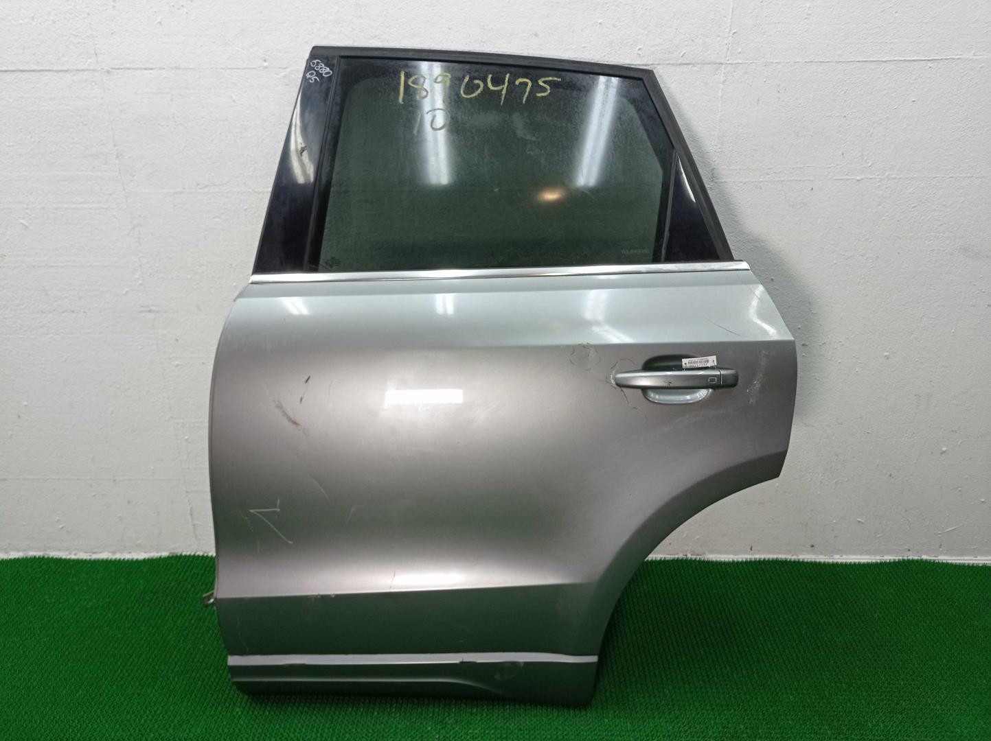 Накладка (кузов наружные)