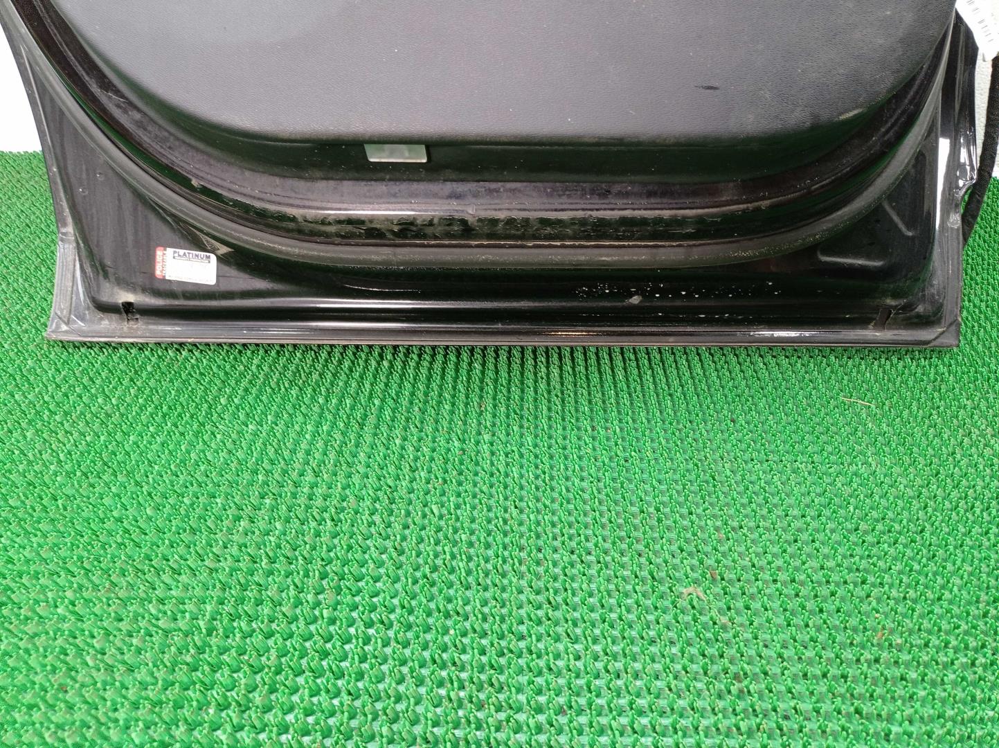 Дверь задняя левая