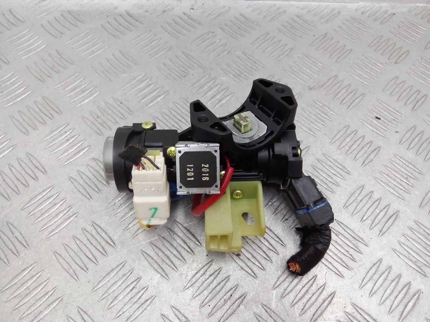 Замок зажигания