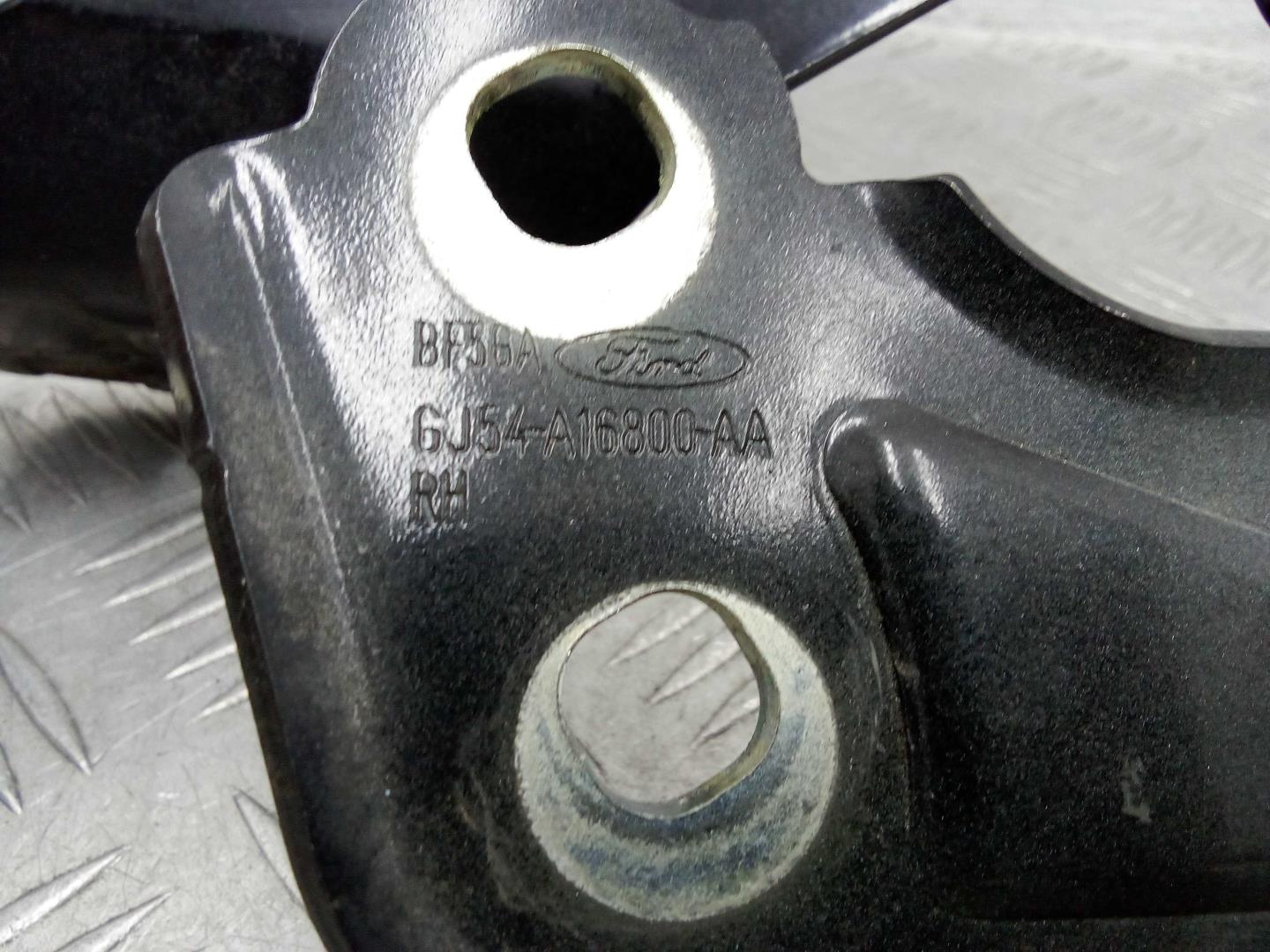 Петля капота правая