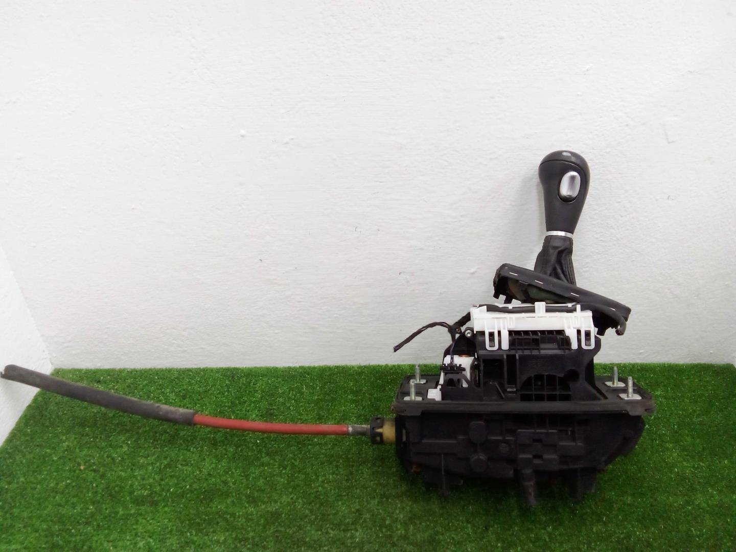 Кулиса МКПП / АКПП