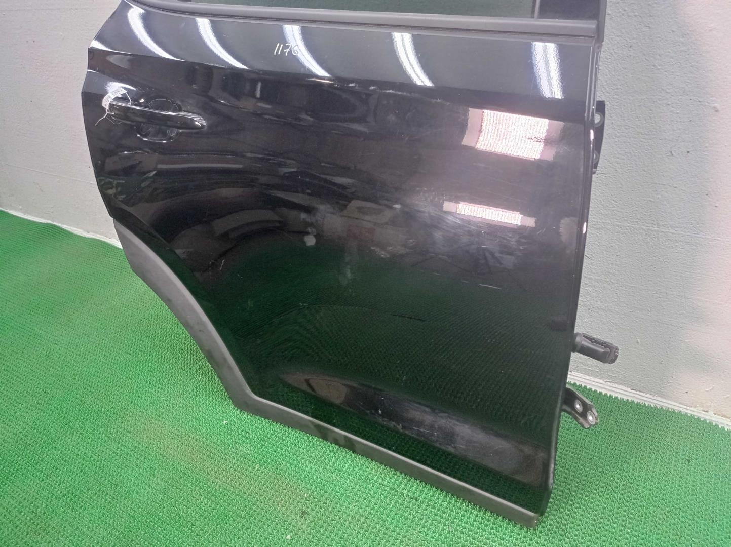 Замок двери задней правой