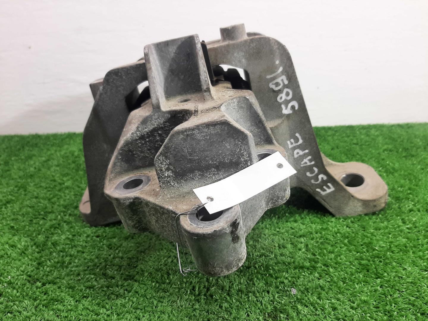 Опора двигателя