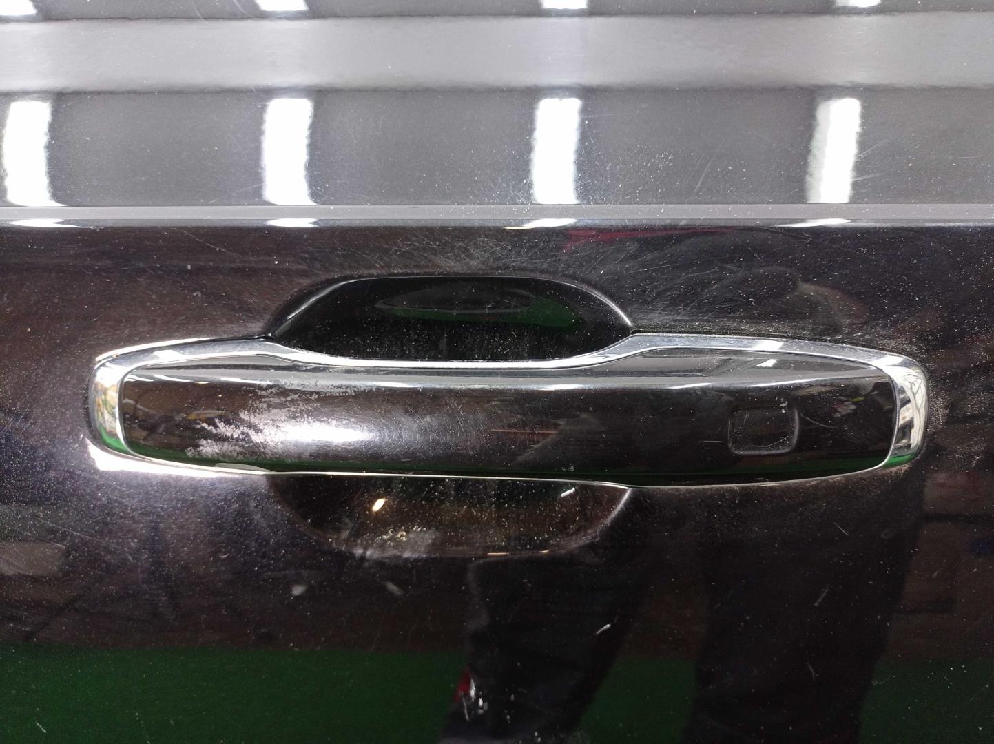 Дверь передняя левая