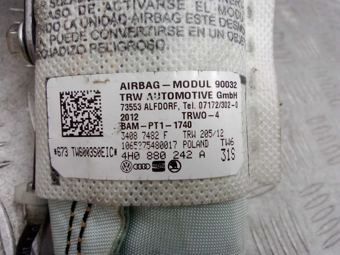 Подушка безопасности боковая (в сиденье)