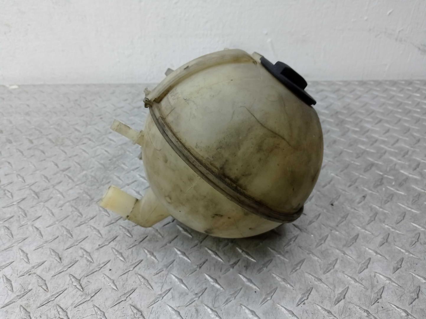 Бачок расширительный