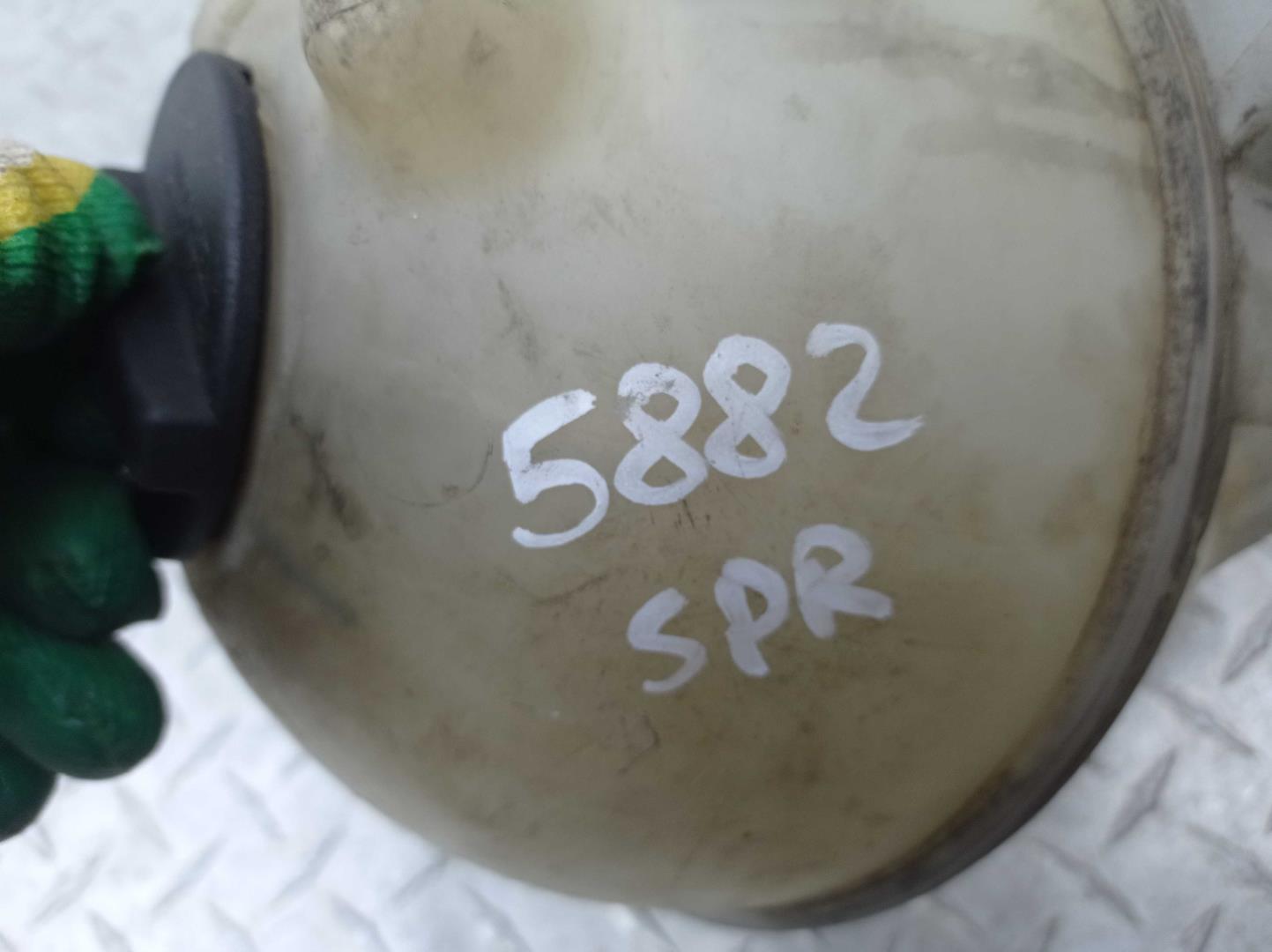 Бачок расширительный