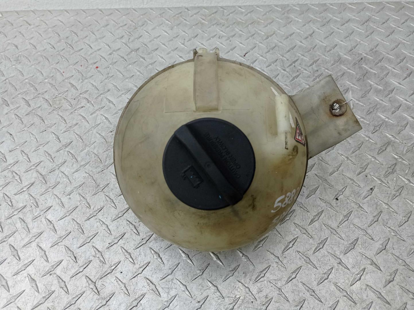 Бачок расширительный