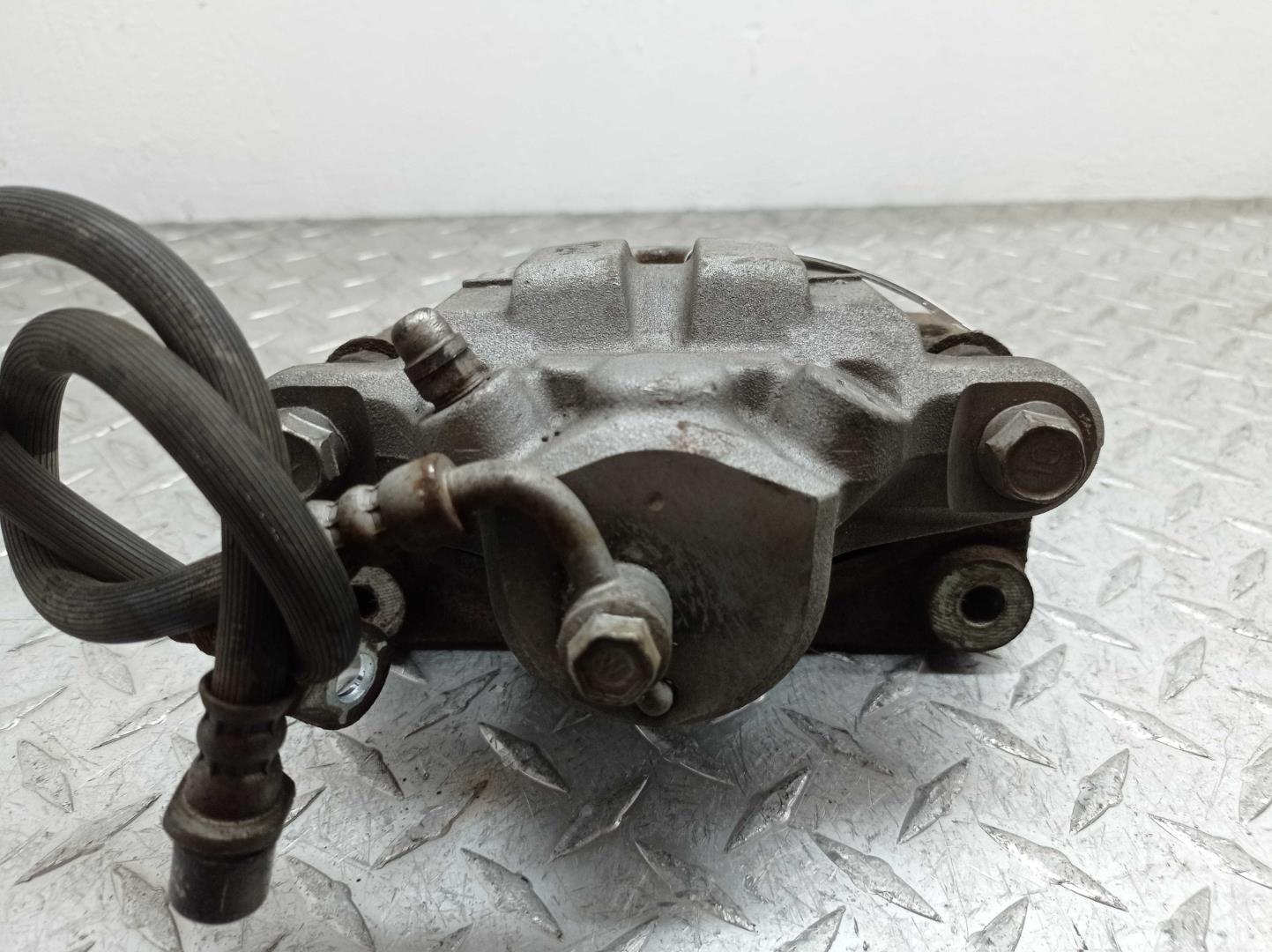 Суппорт задний правый