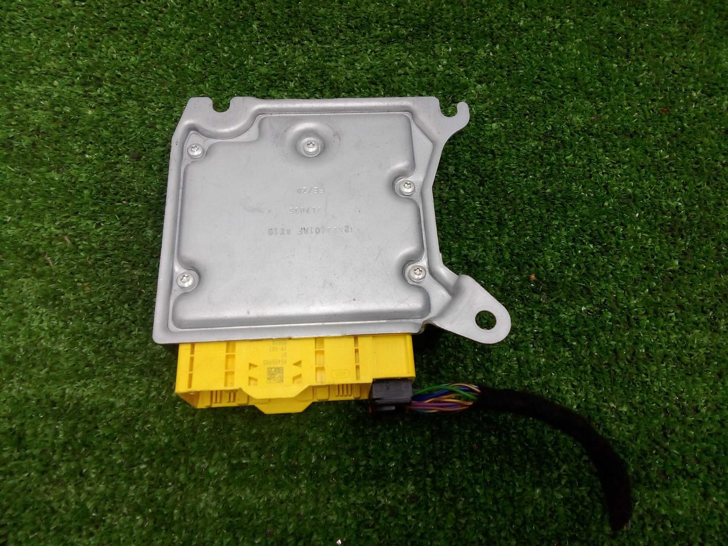 Блок управления подушек безопасности (AIR BAG)