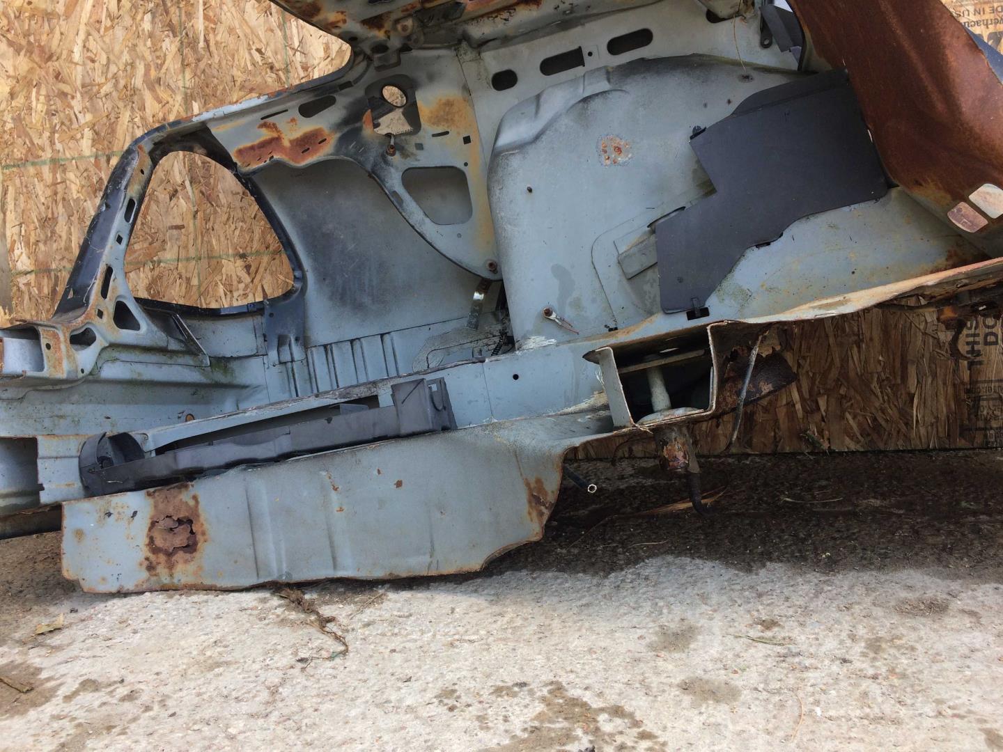 Крыло заднее левое