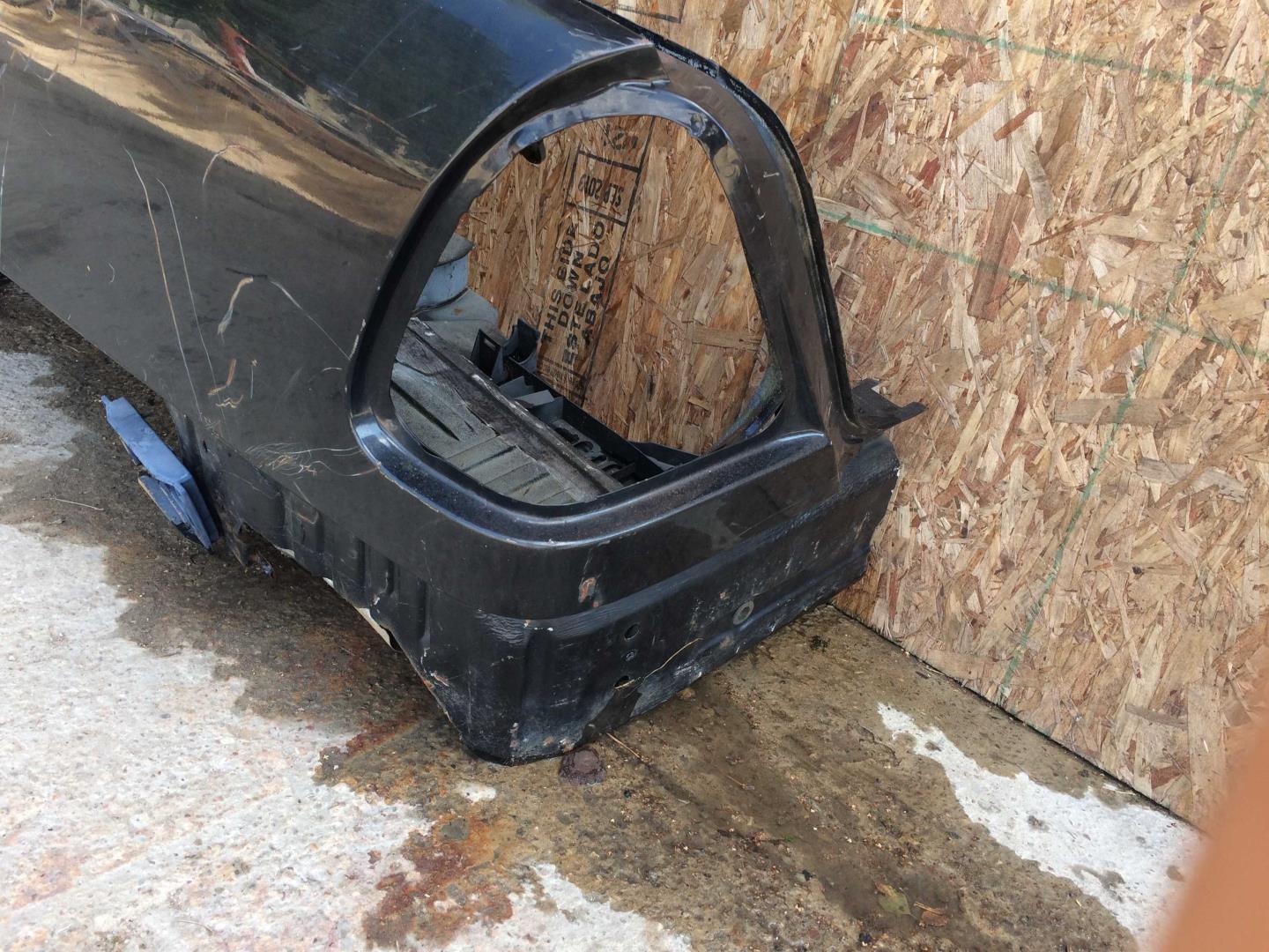 Крыло заднее левое