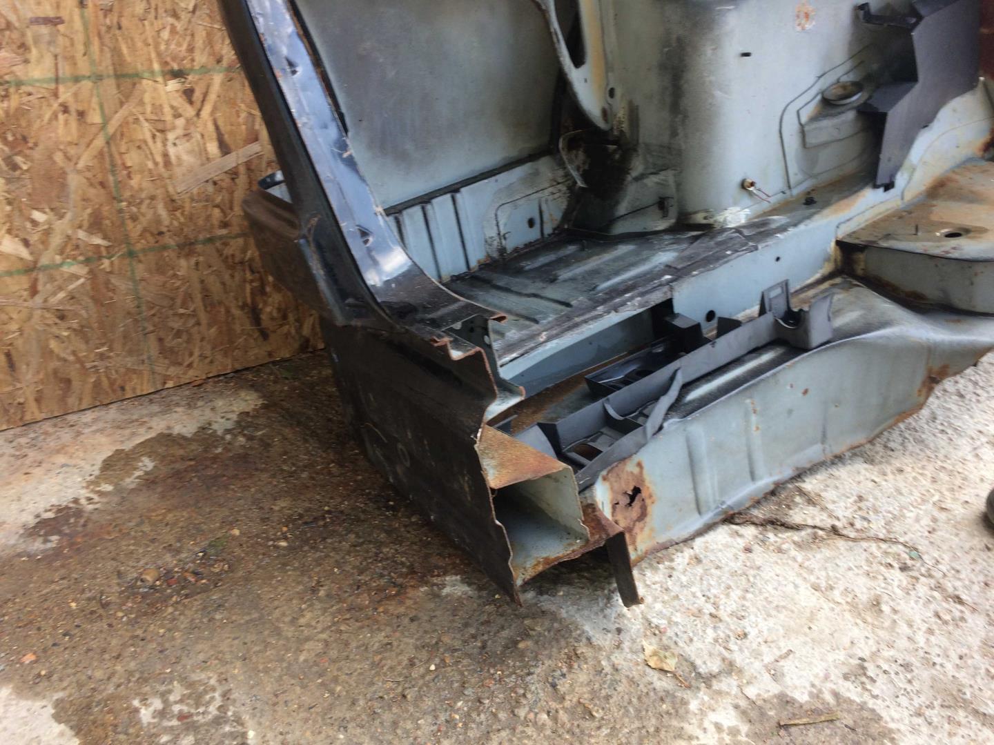 Крыло заднее левое