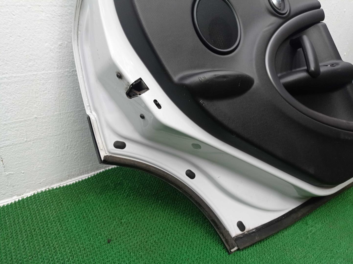 Ручка двери задней наружная левая