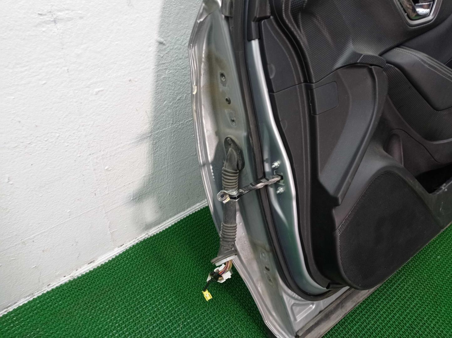 Ограничитель двери