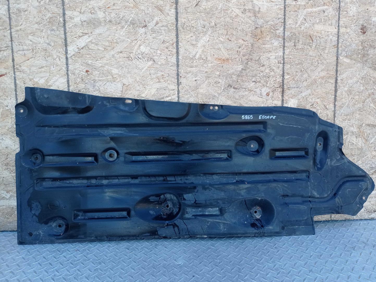 Защита антигравийная