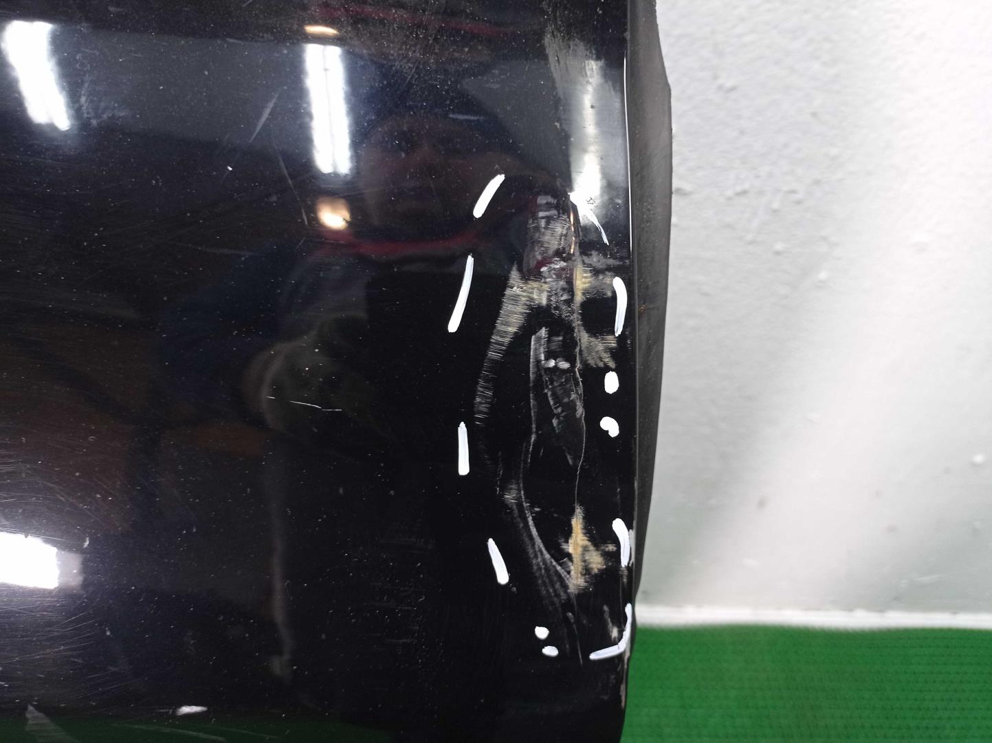 Стекло двери передней правой