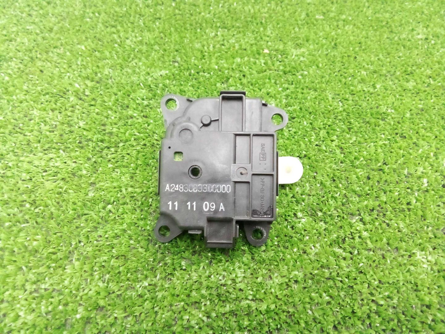 Моторчик заслонки печки