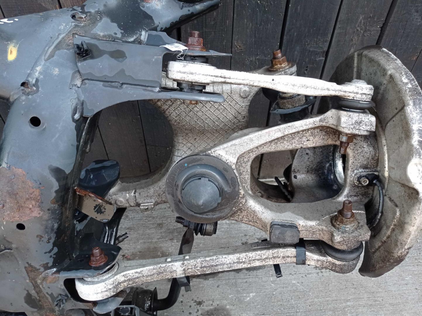 Балка задняя