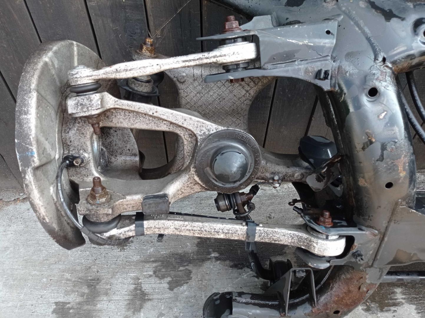 Балка задняя