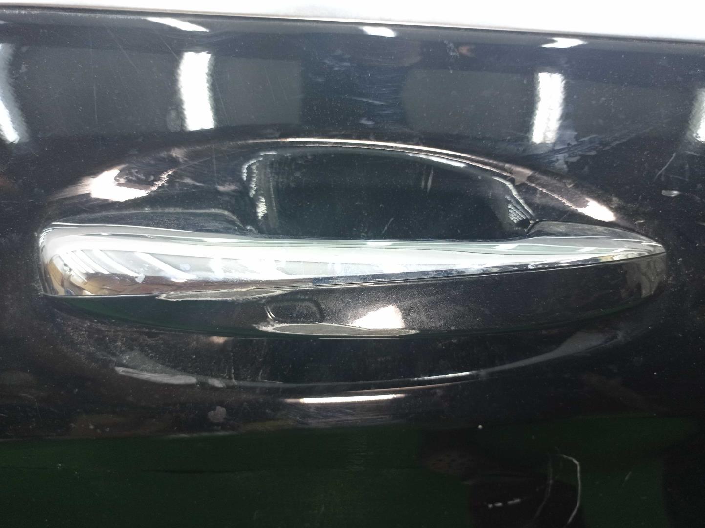 Дверь передняя правая