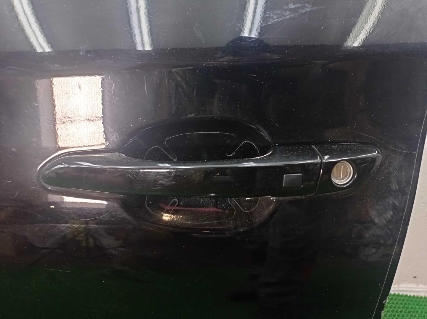 Ручка двери передней наружная левая