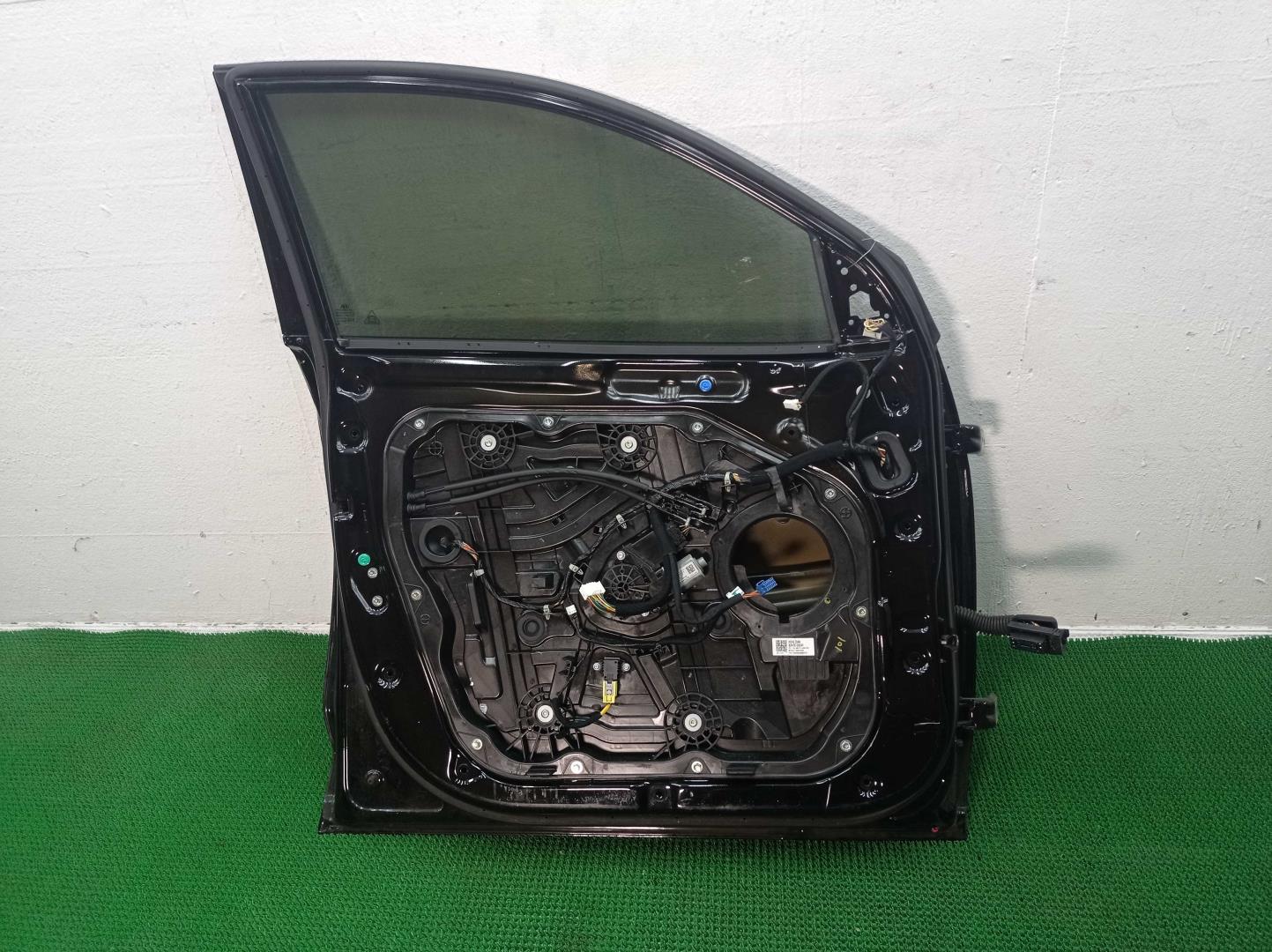 Ручка двери передней наружная левая