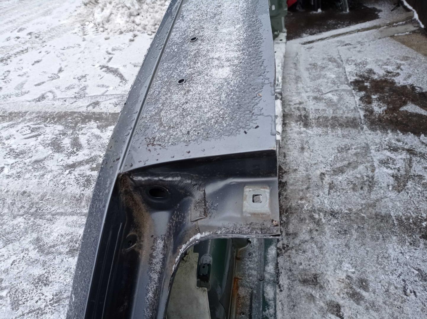 Стекло кузовное глухое левое