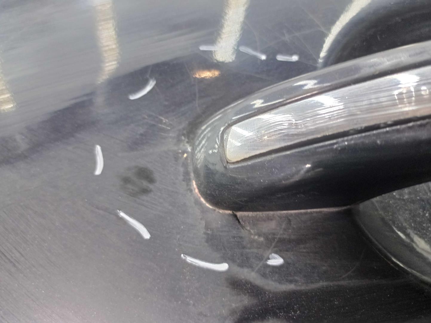 Замок двери задней левой